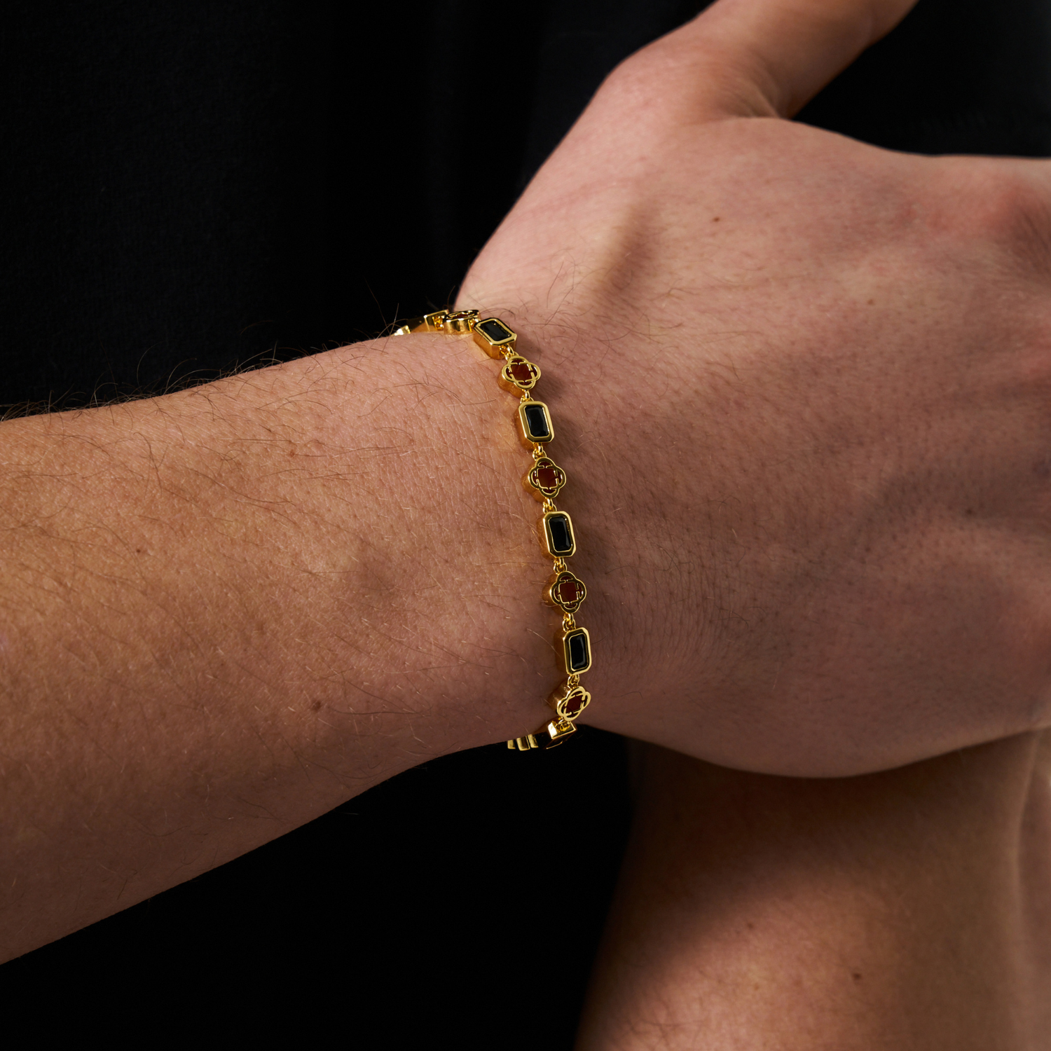 Onyx Gemstone Clover Bracelet (Gold) – MENLY JEWELS